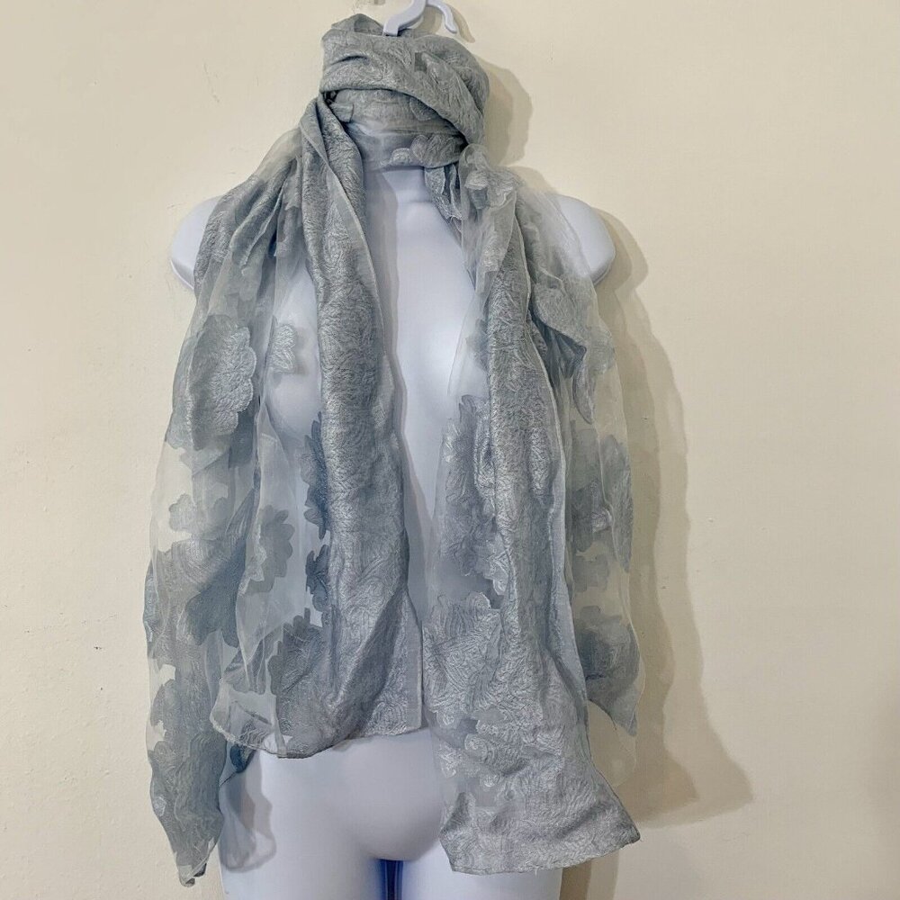 Elegant Gray Floral Scarf